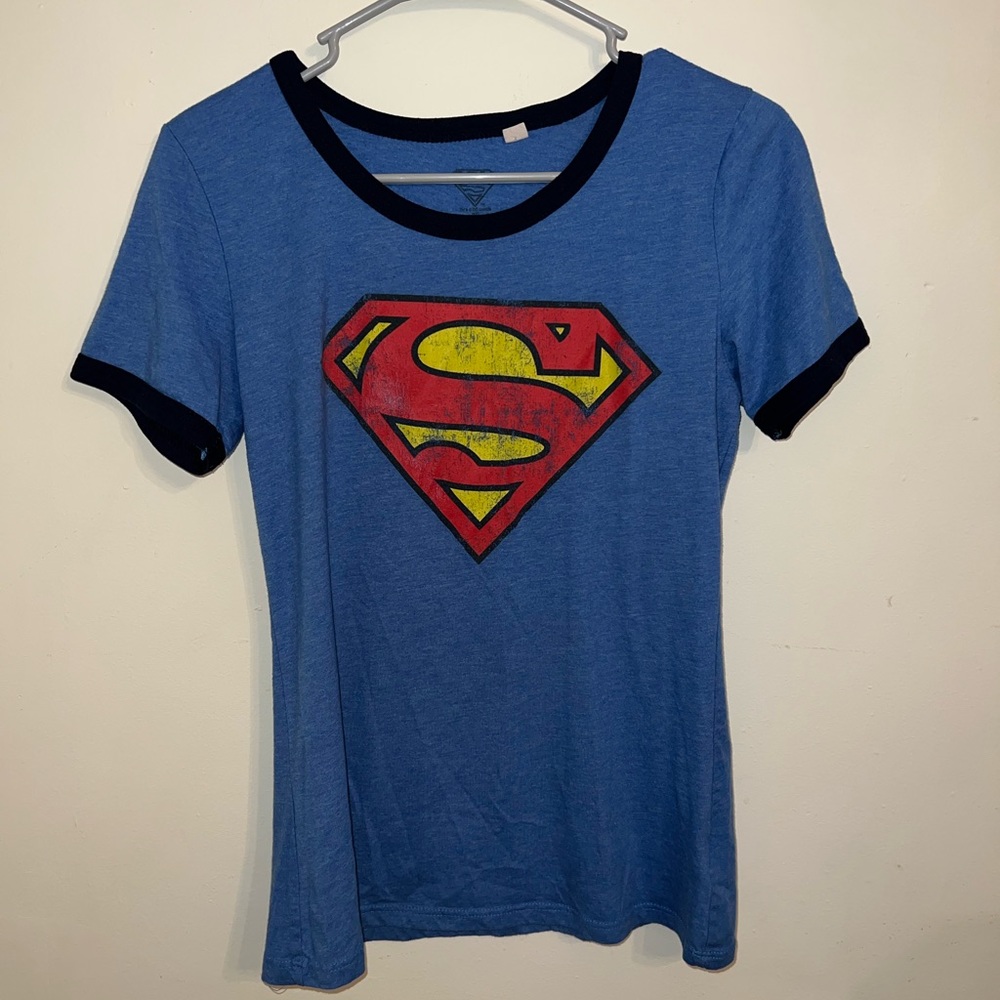 Superman T-shirt Women’s Medium